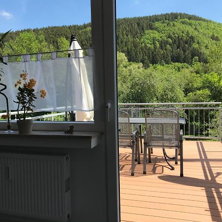 Apartamento Haus Kyllblick Birresborn Exterior foto