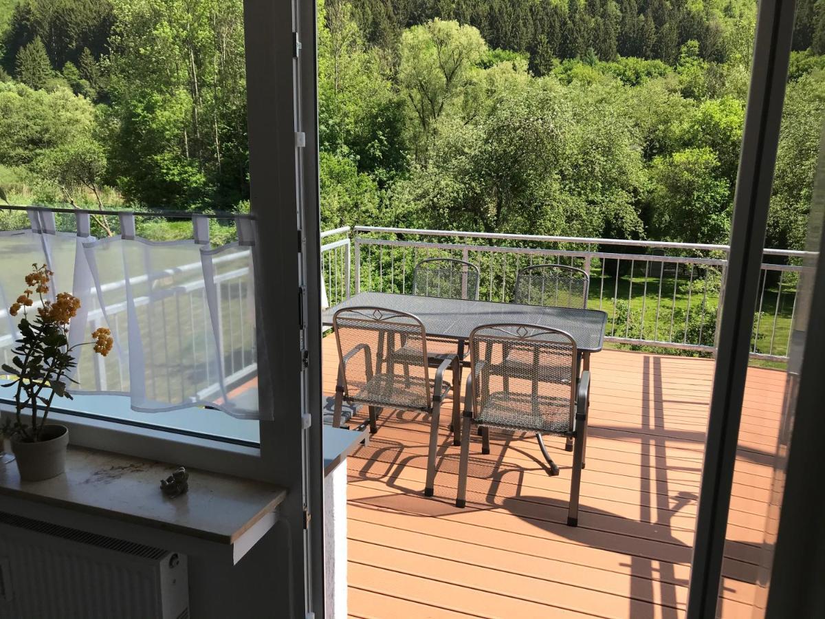 Apartamento Haus Kyllblick Birresborn Exterior foto